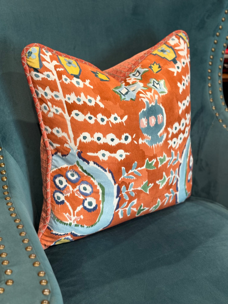 Decorative Pillow with coordinating cording