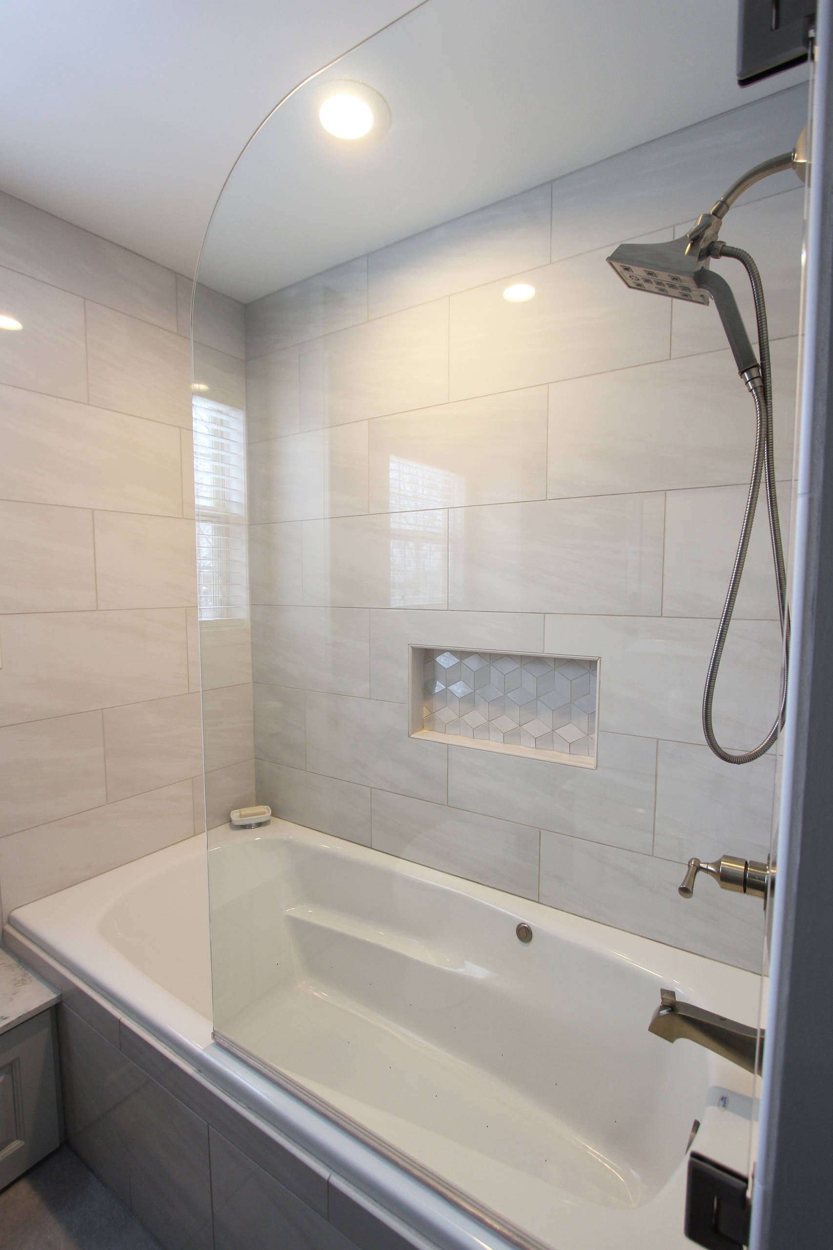 75 Beautiful Alcove Bathtub Pictures \u0026 Ideas | Houzz, image size:1706x2560
