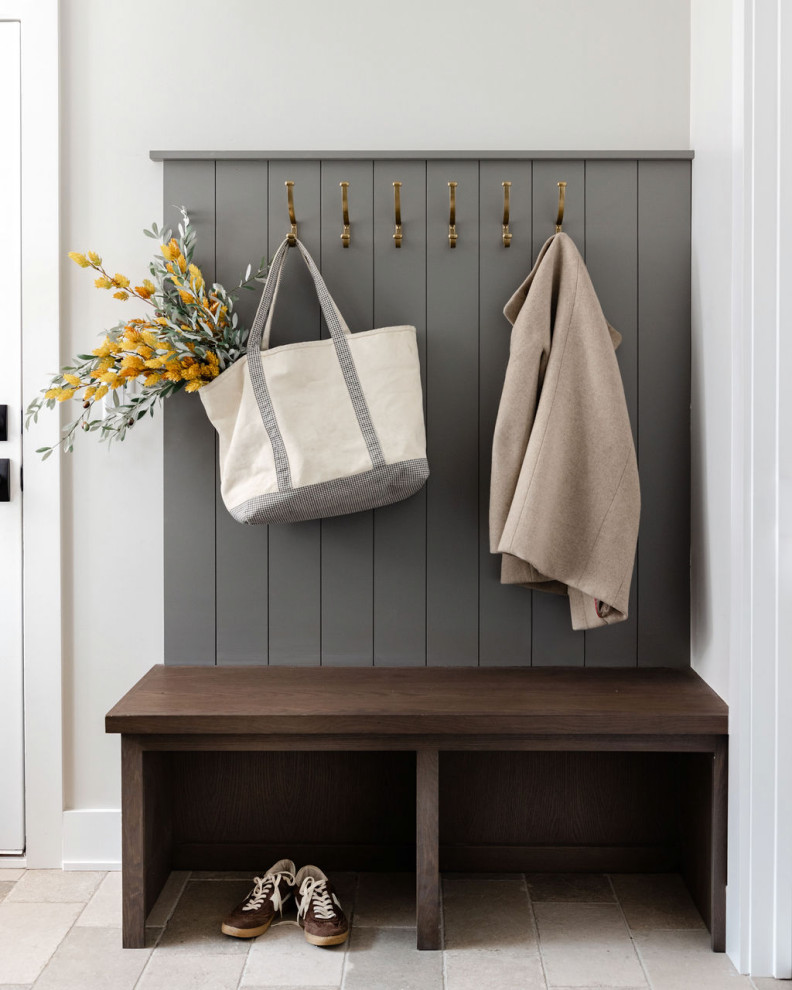 Transitional entryway photo in Chicago