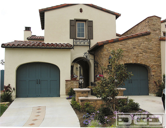 Eco Alternative Garage Doors 04 Traditional Doors With