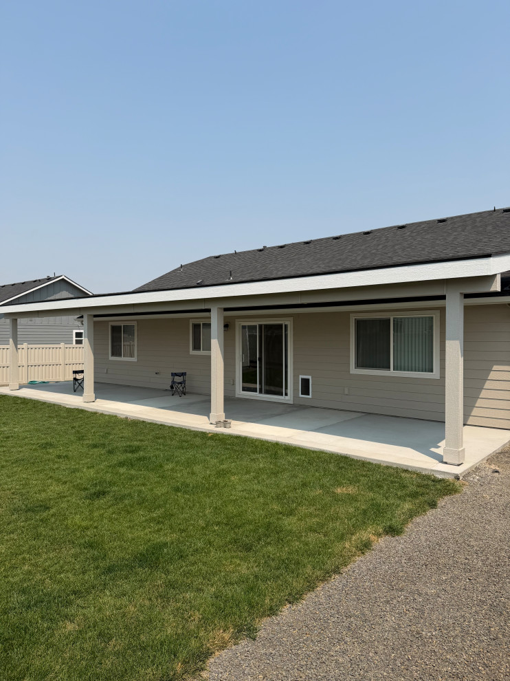 SkyLift Patio Cover