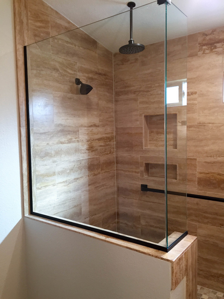 Bathroom - transitional bathroom idea in Phoenix