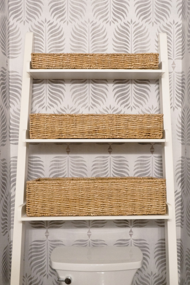 Yellowstone Road, Plymouth