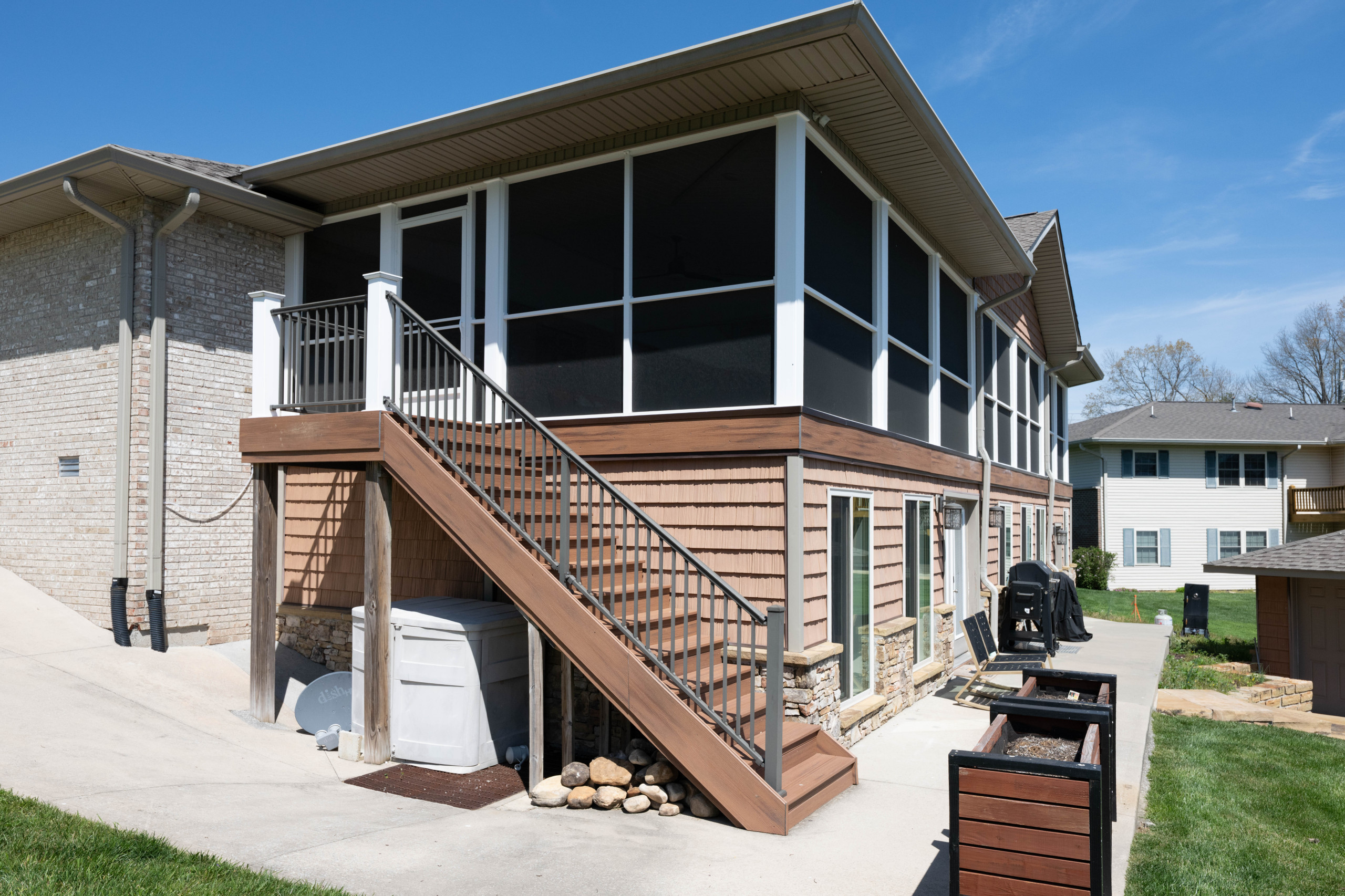 1246 ARROWHEAD DRIVE