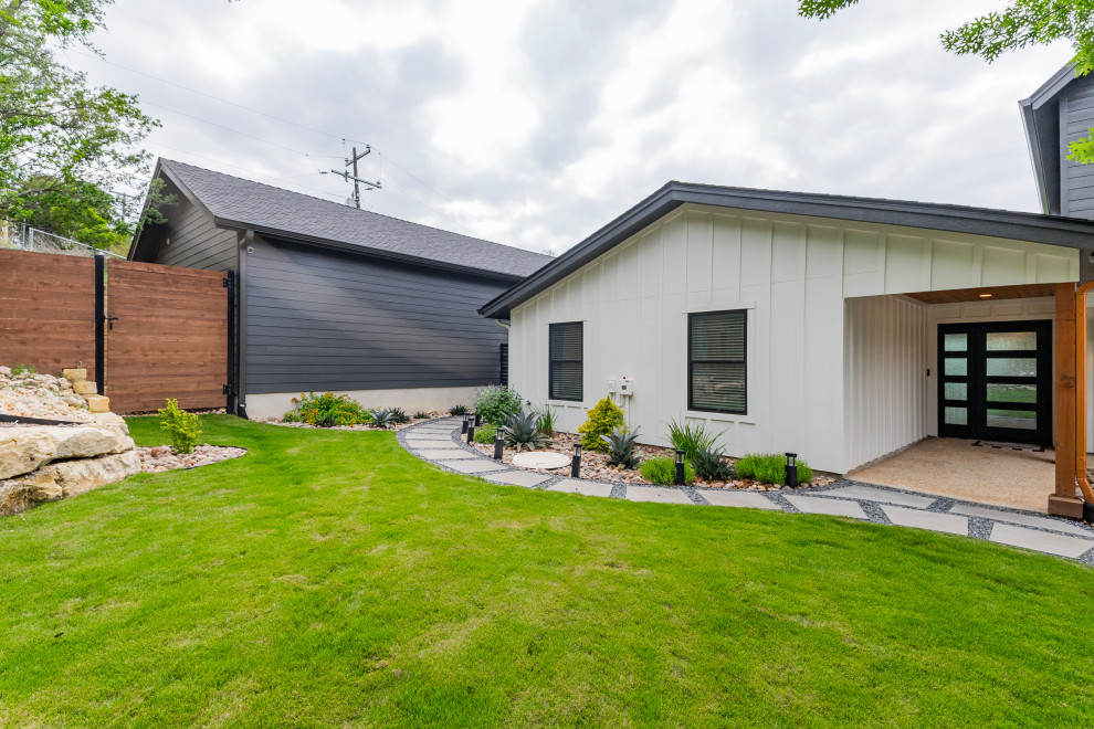 6302 Lynn Lane - Reit Above It All