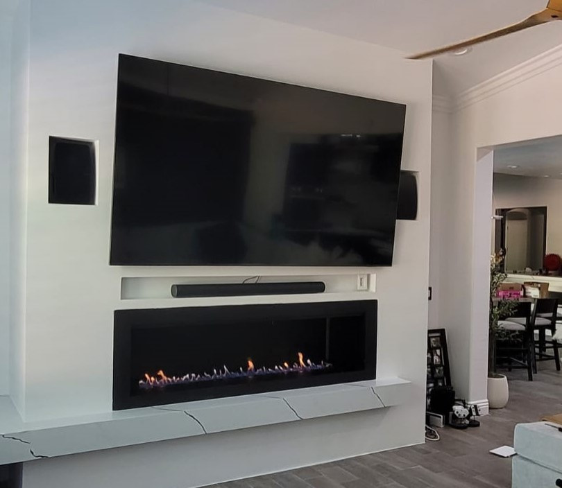 Living Room / Spaces