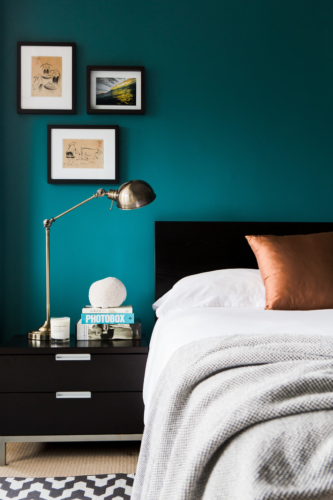 Mid-sized contemporary master bedroom in Sydney with blue walls.