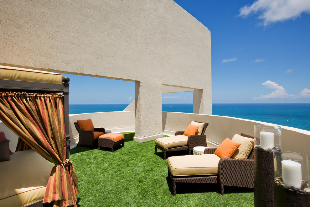 This is an example of a mediterranean deck in Miami.