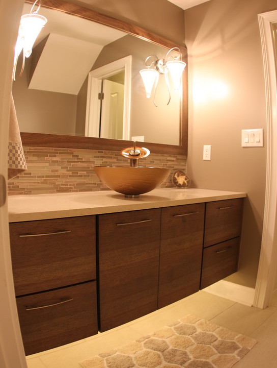 Example of a transitional bathroom design in Indianapolis