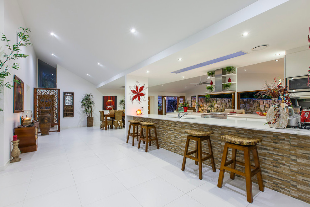 This is an example of an asian kitchen in Sunshine Coast.