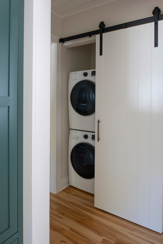 Photo of a beach style laundry room in Minneapolis.