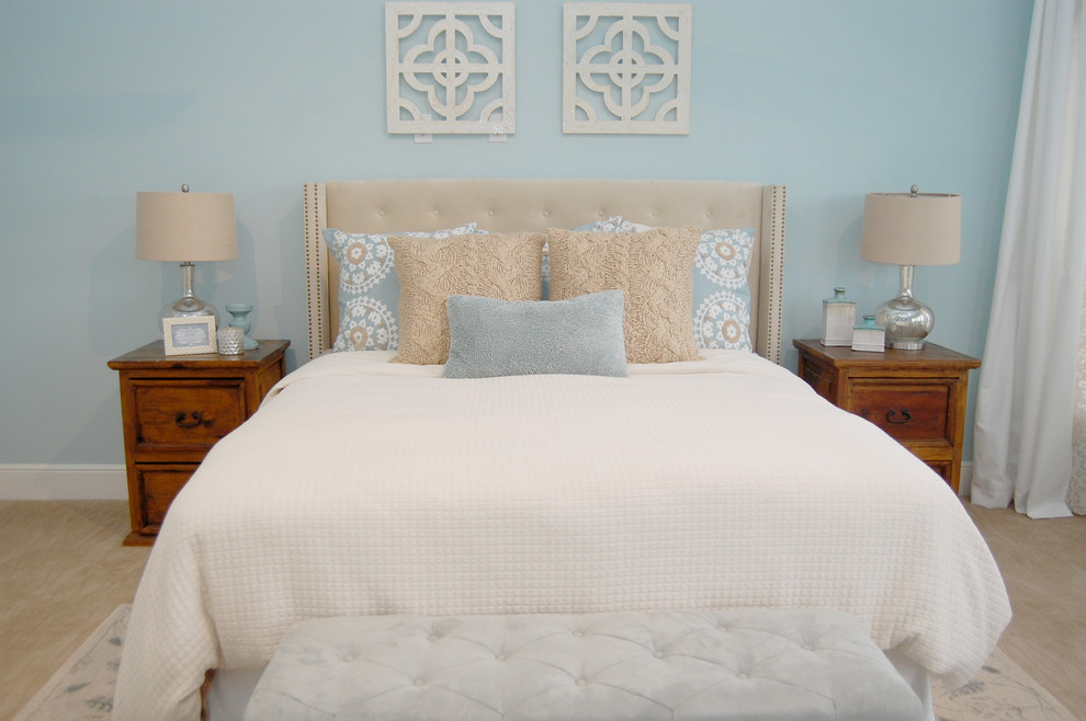 Inspiration for a transitional bedroom in Dallas.