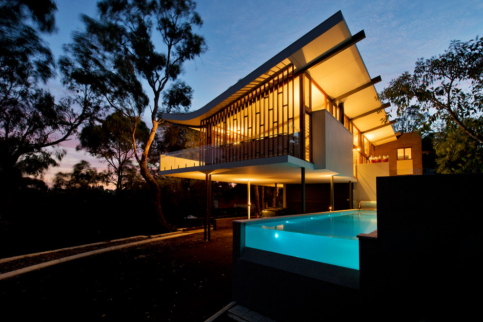 This is an example of a midcentury exterior in Perth.