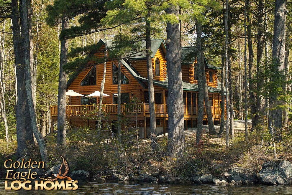 Home design - large rustic home design idea