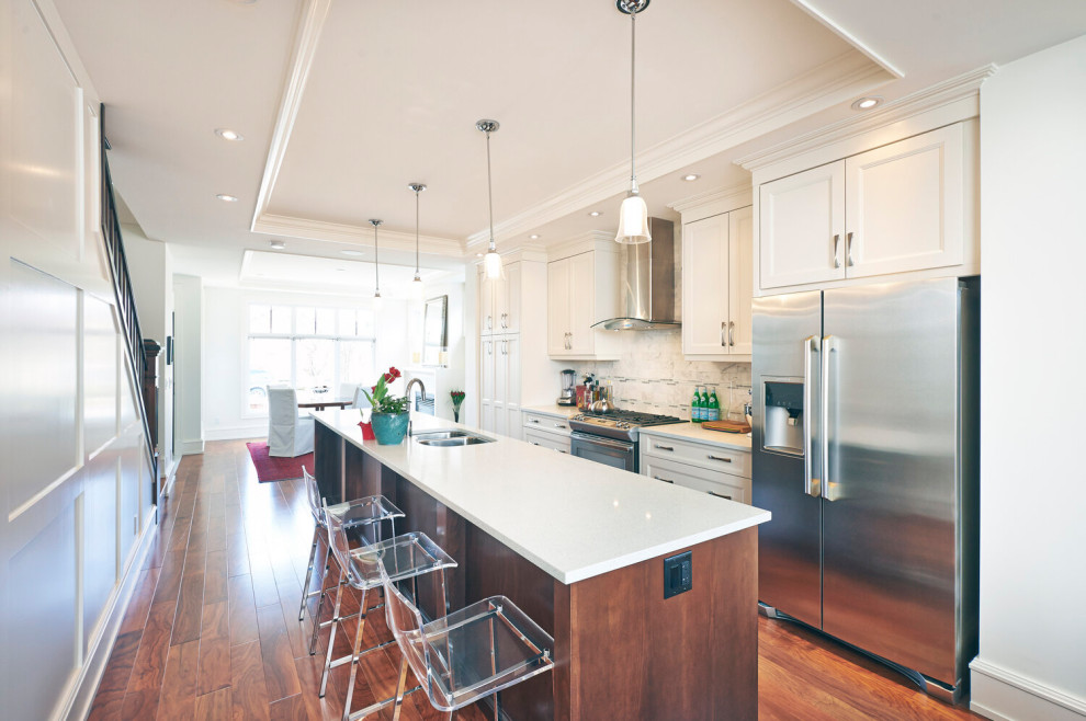 Kitchen - kitchen idea in Calgary
