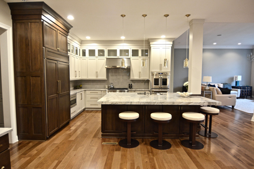 Transitional kitchen photo in Indianapolis