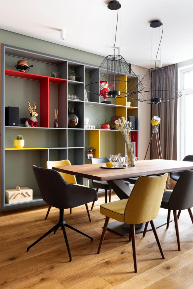 Inspiration for a contemporary dining room in Rome.