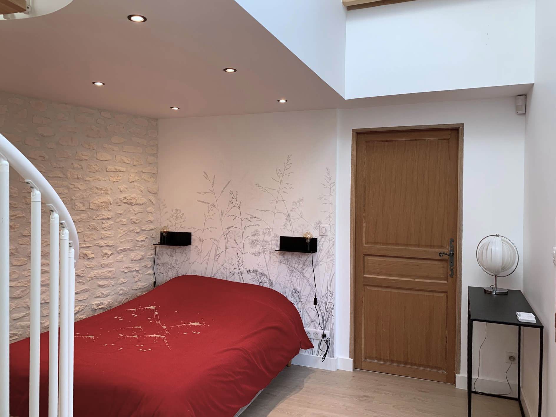Aménagement de deux espaces chambres de réception dans une maison de campagne