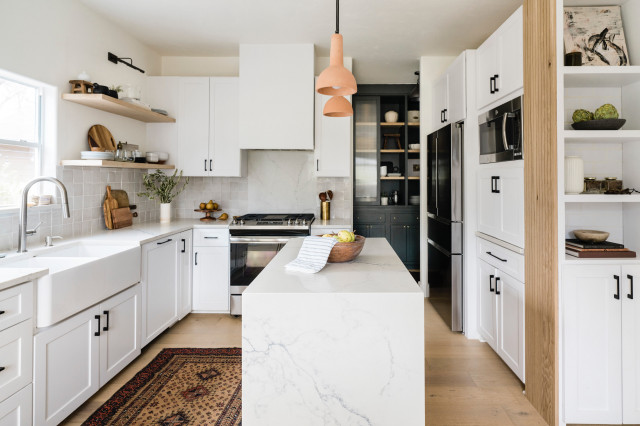 Kitchen of the Week: White and Wood Refresh With a Stylish Pantry