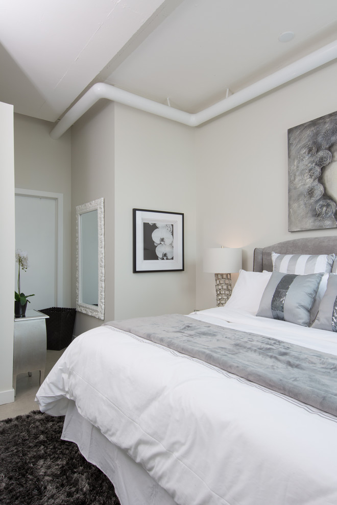 Inspiration for a contemporary bedroom in Toronto.