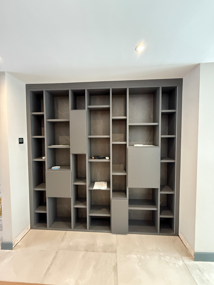 Feature Display Shelving