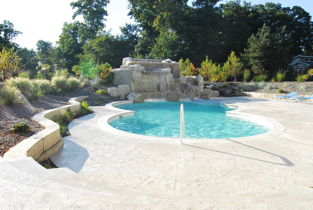 Fountain Wow! modern-pools