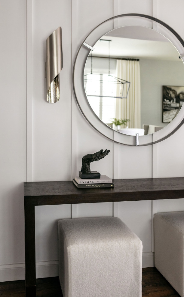 Inspiration for a transitional entryway remodel in Jacksonville