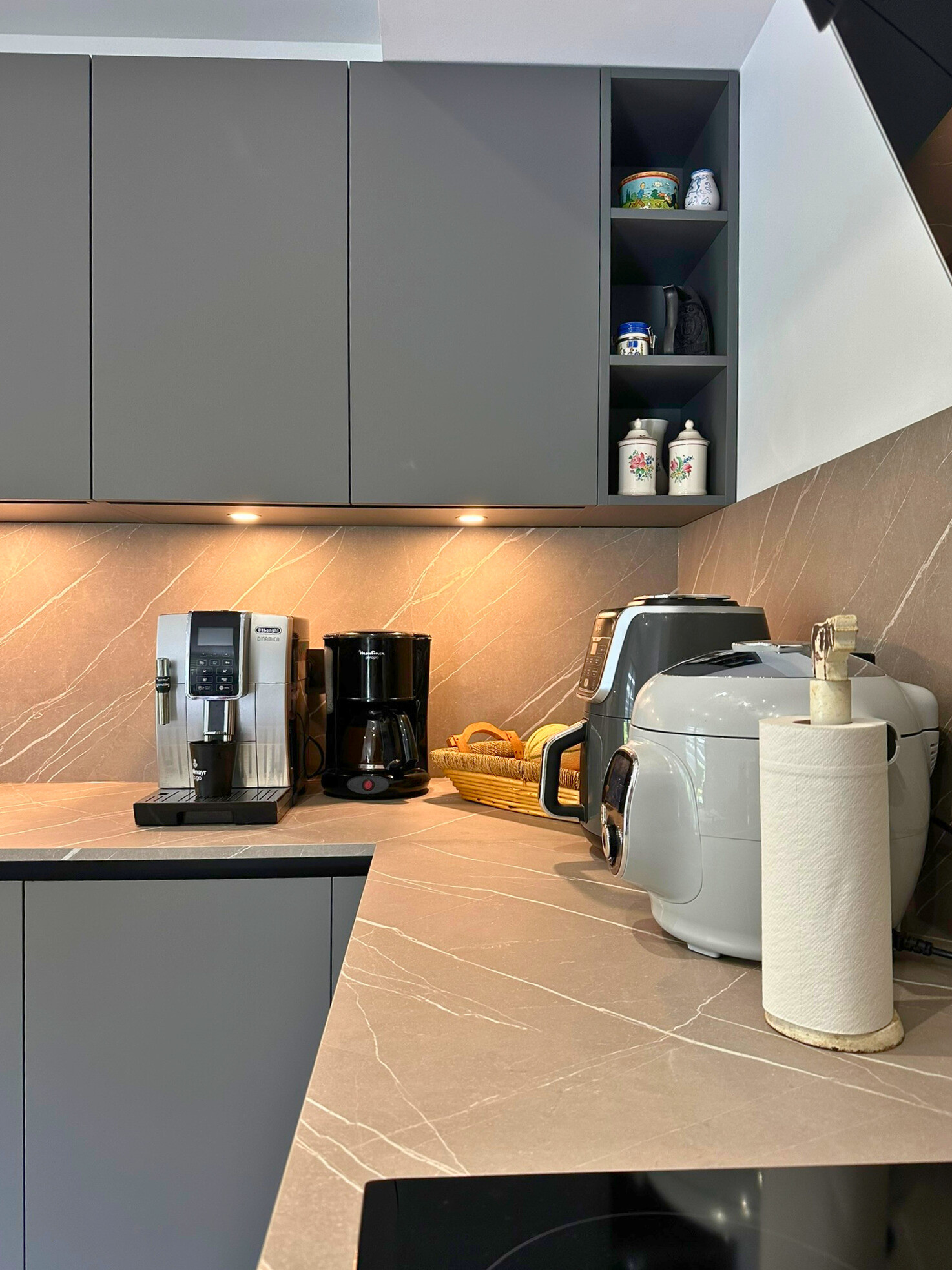 Design sobre et rangements optimisés