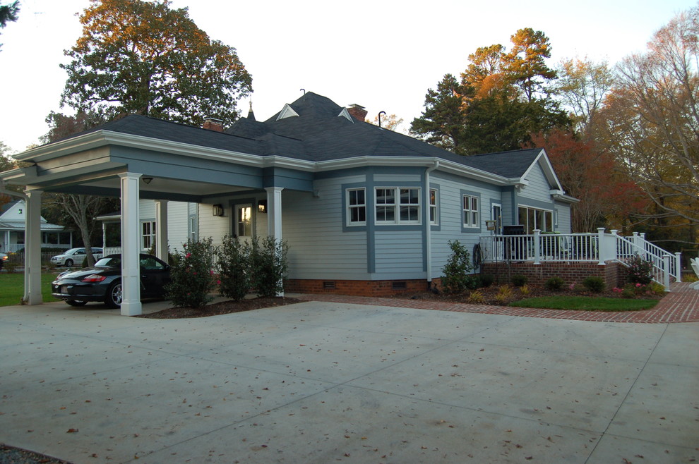 This is an example of a traditional verandah in Charlotte.