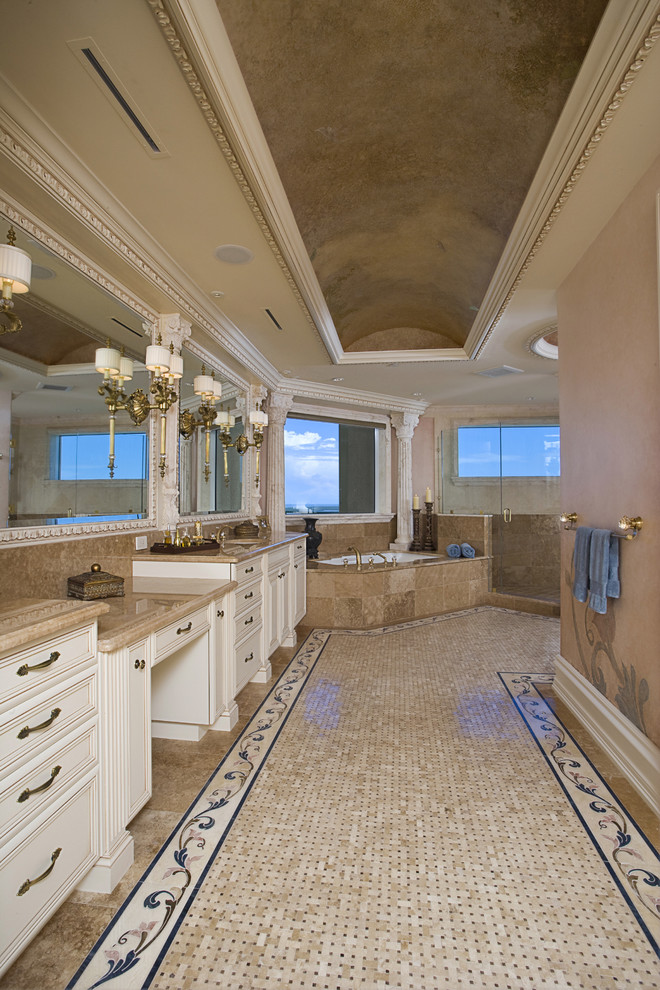 Inspiration for a transitional bathroom remodel in Miami