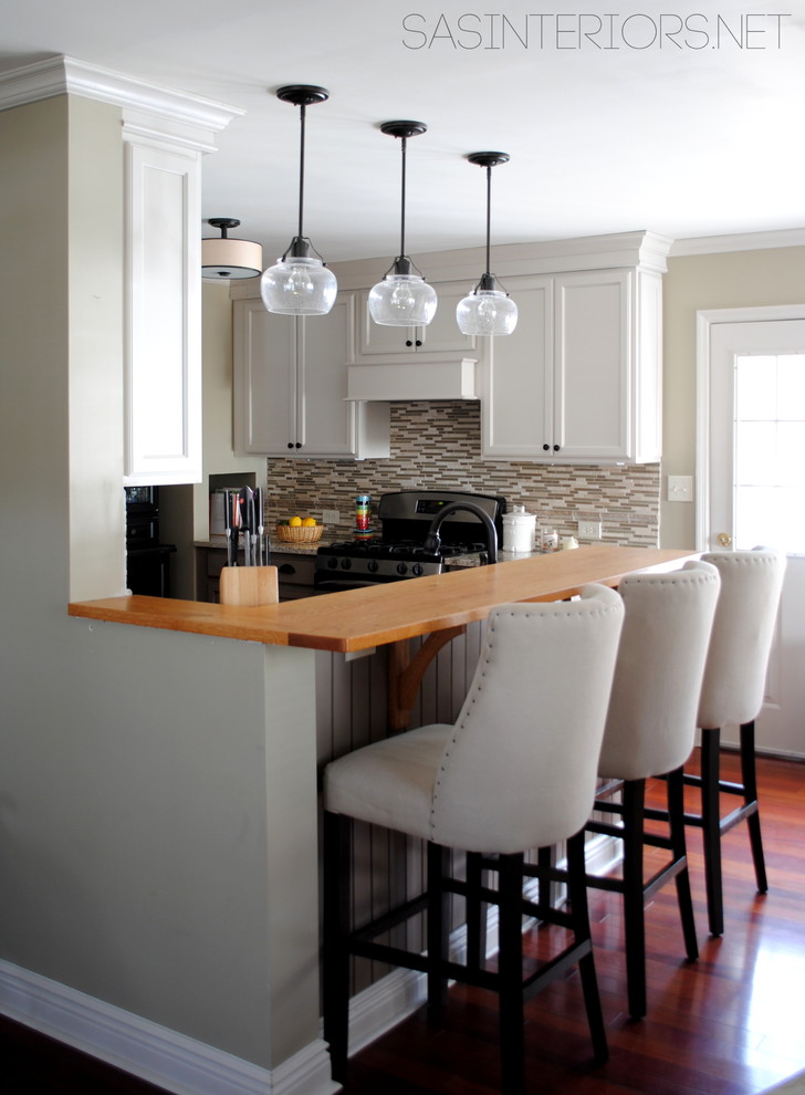 Example of a transitional kitchen design in Boston