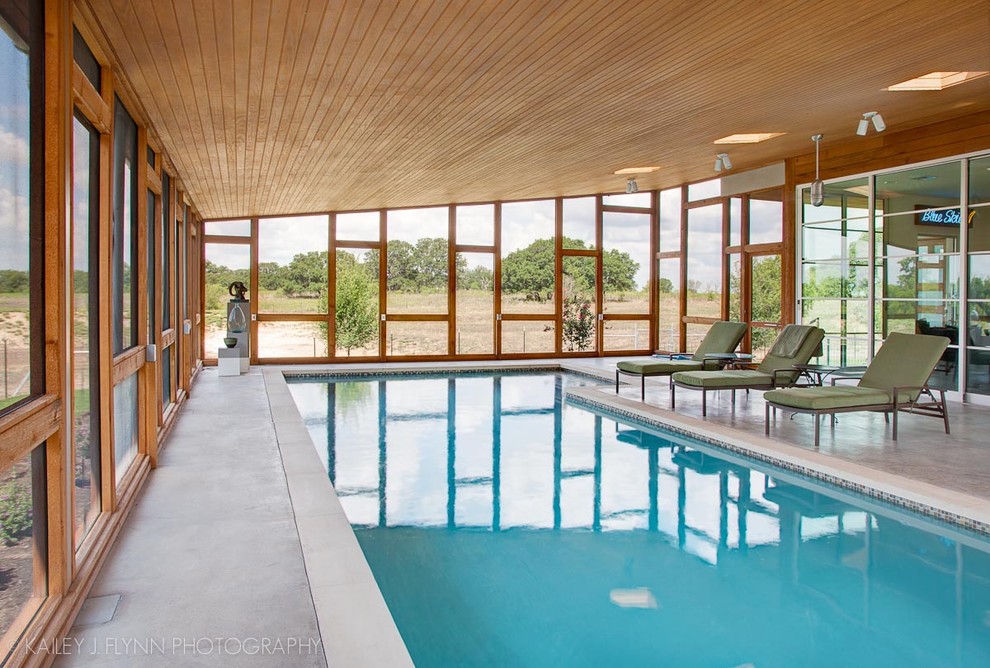 Inspiration for a contemporary pool in Austin.