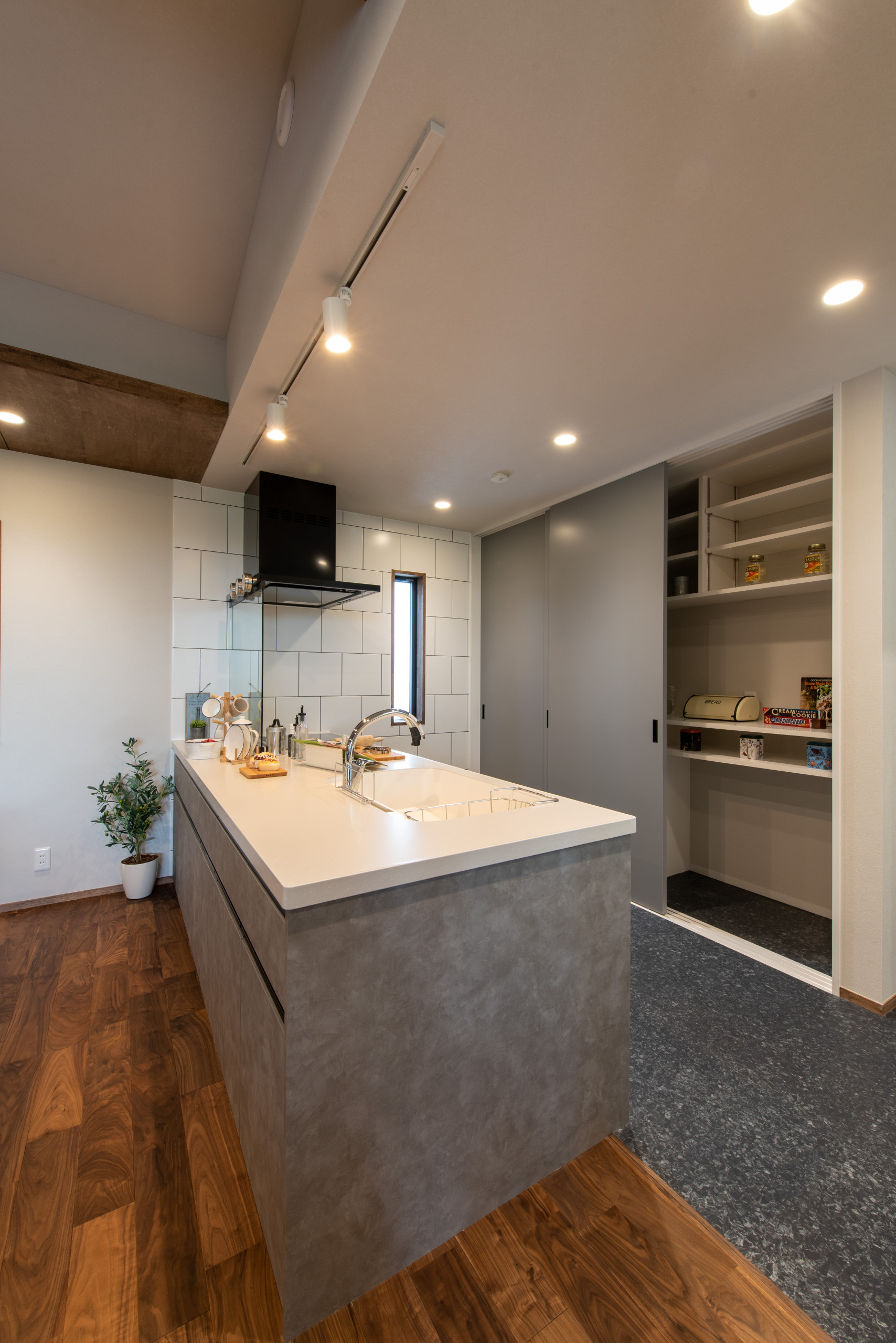 おしゃれなシステムキッチンの画像 75選 22年3月 Houzz ハウズ