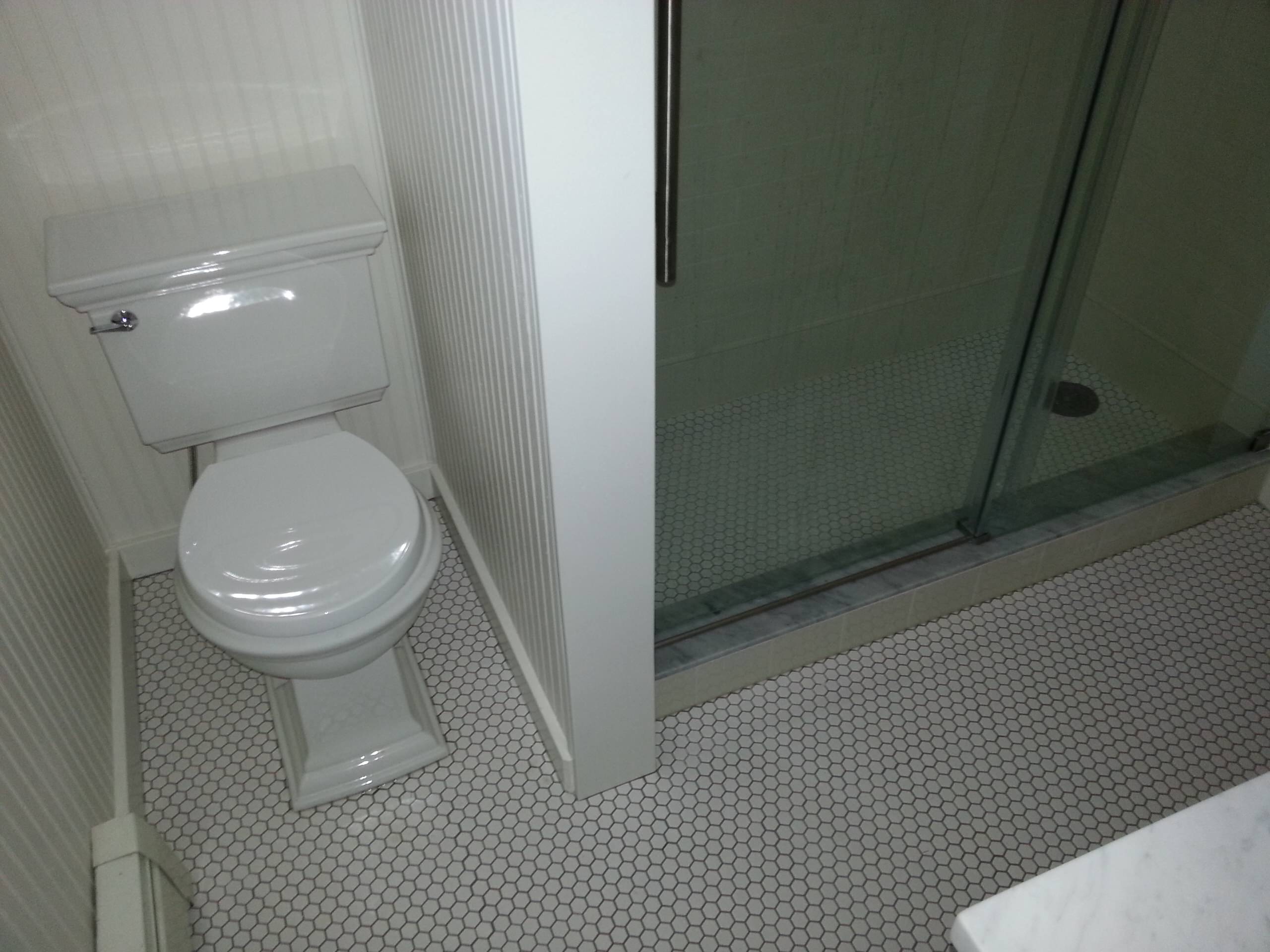 Livingston Manor Bathroom