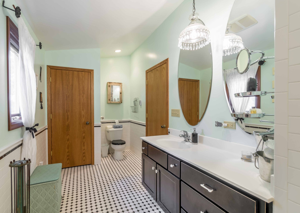 Shabby-Chic Country Kitchen & Sunroom