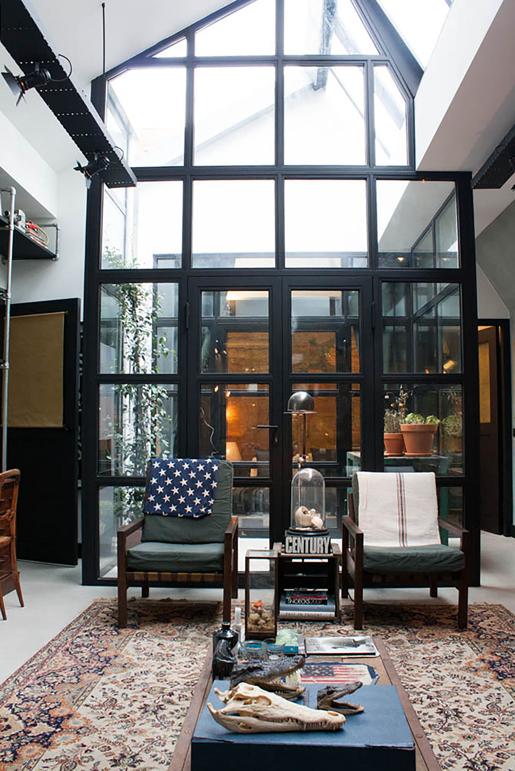 洋書 INDUSTRIAL CHIC My Houzz: Industrial Chic in a Converted Amsterdam Garage | Houzz UK