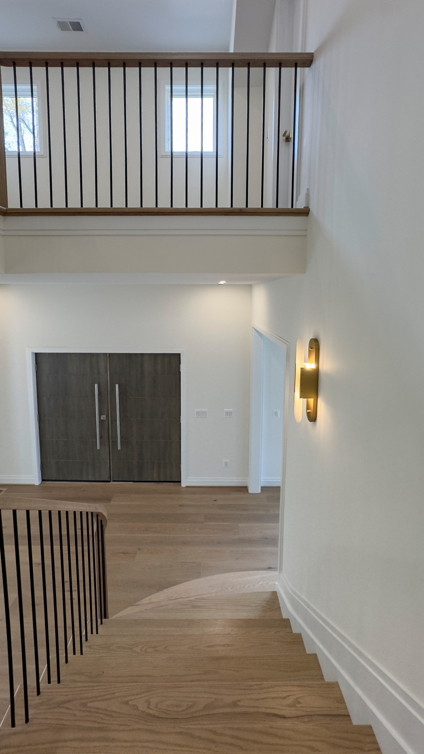 144_Attractive Transitional Staircase in Impressive Modern Home, Vienna VA 22180