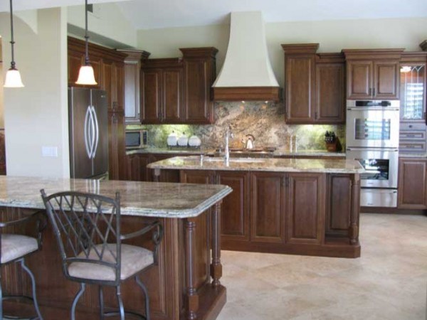 Mid-sized arts and crafts kitchen photo