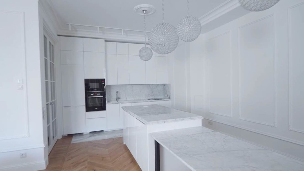 "Вспомним о балах"