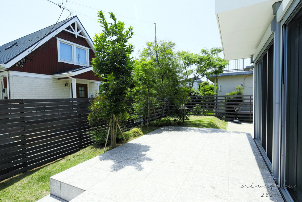 和モダンなおしゃれな庭の画像 75選 22年10月 Houzz ハウズ