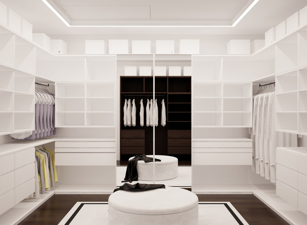 Дом в черно белых тонах