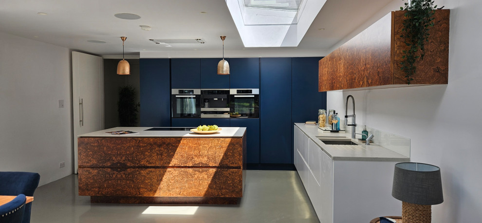 Bespoke Handleless Kitchen with Walnut Accents