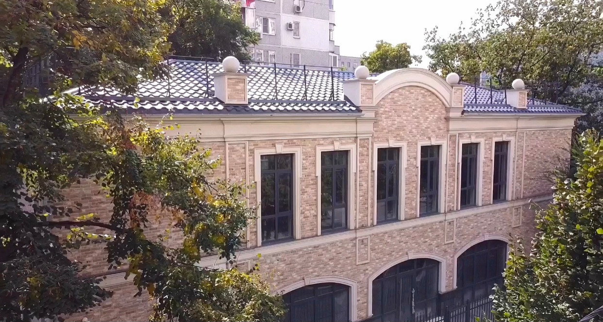 Фасадный декор для общественного здания