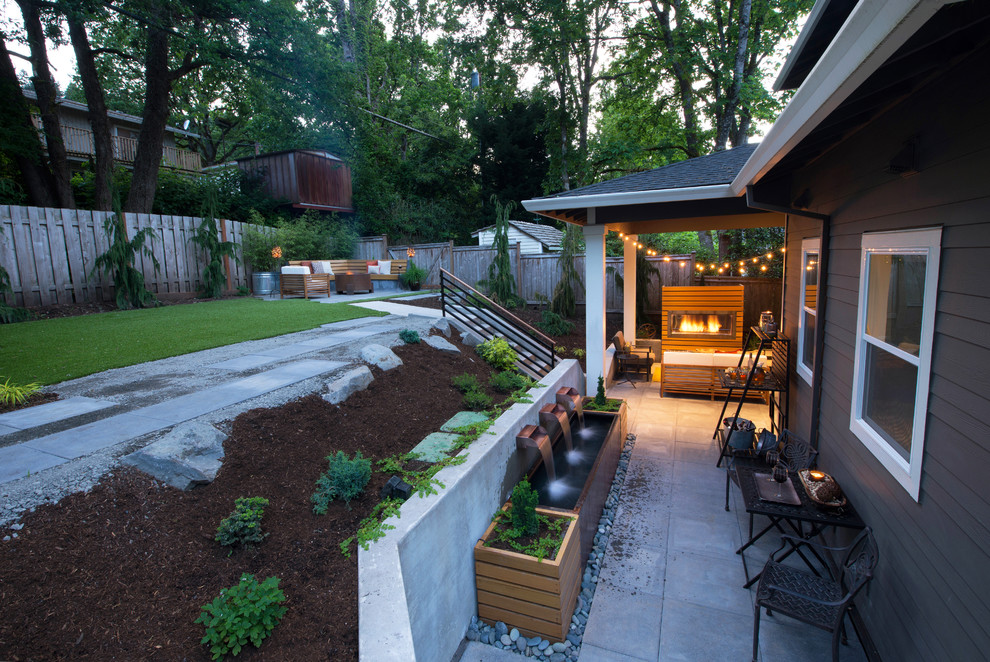 Transitional home design photo in Portland