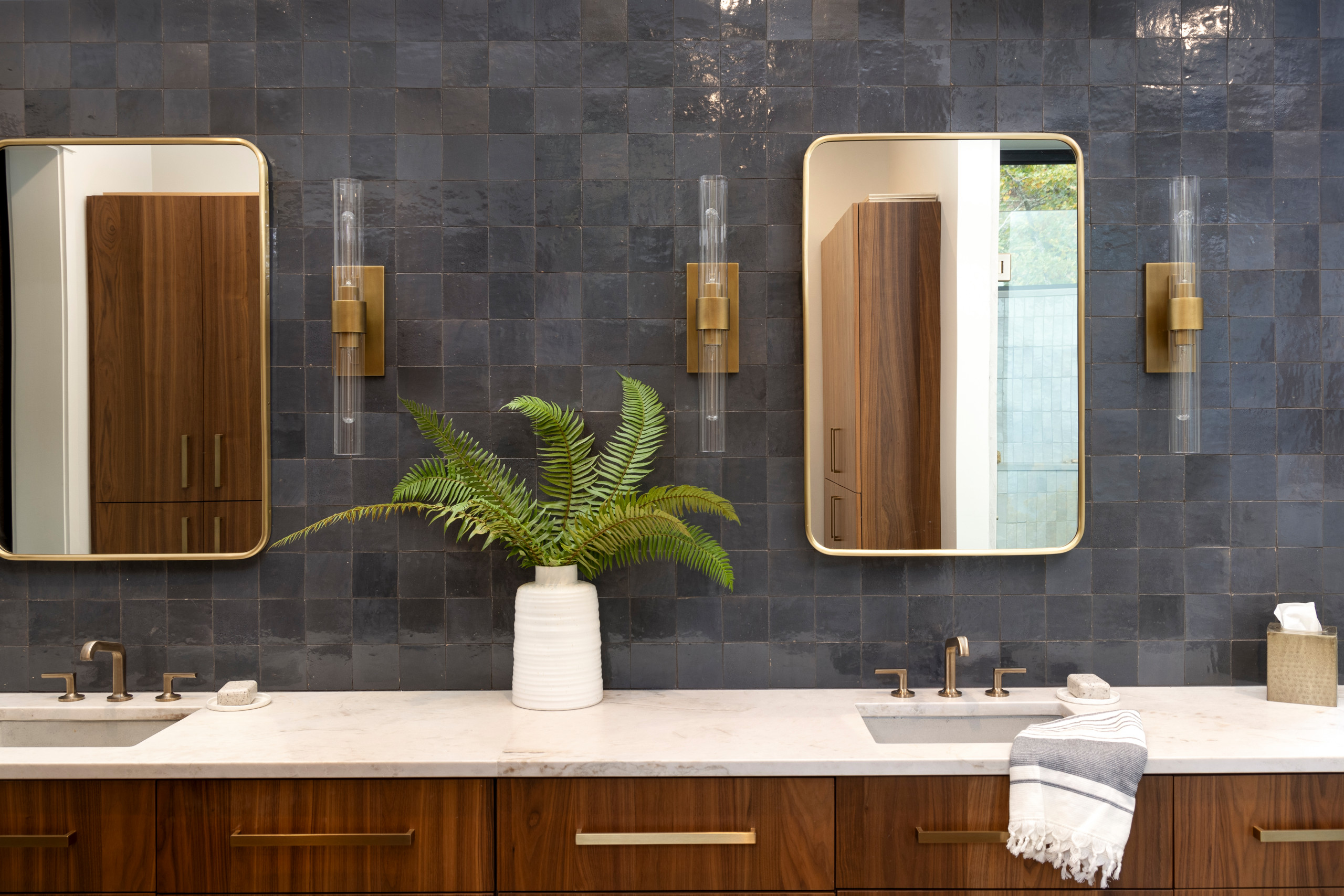 Natural Sophistication in Luxe Walnut