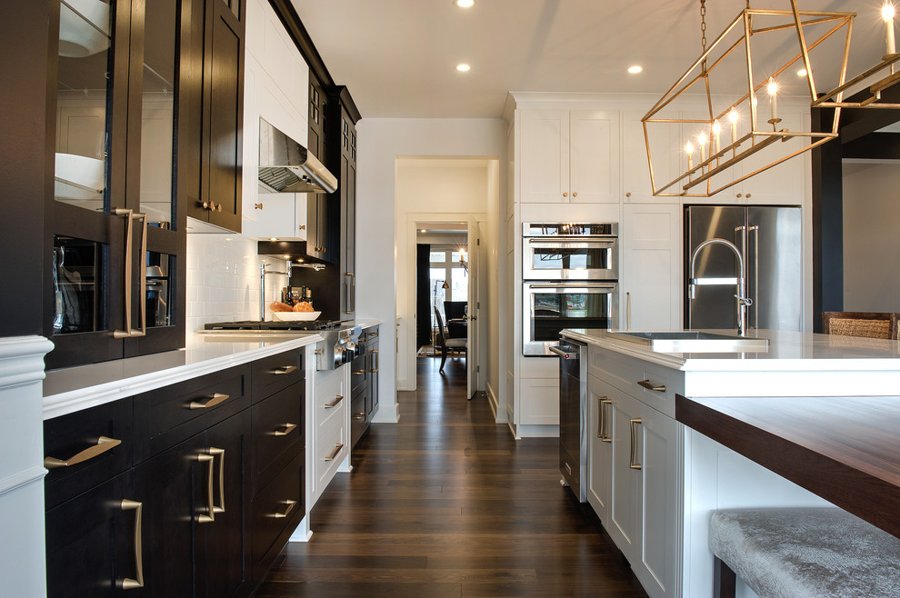 Inspiration for a transitional kitchen remodel in Toronto