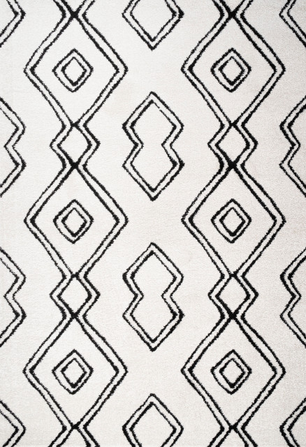 Deia Moroccan Style Diamond Shag, White/Black, 8'x10'