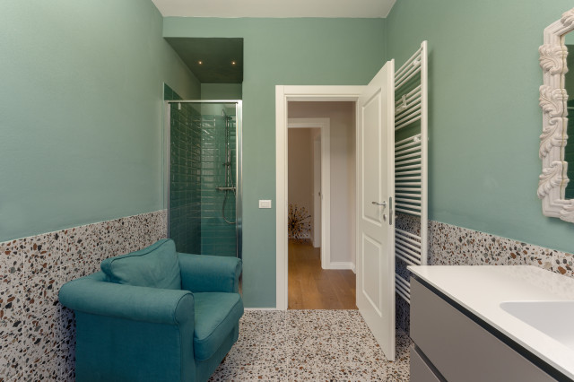 Villa Le Rocche modern-bathroom
