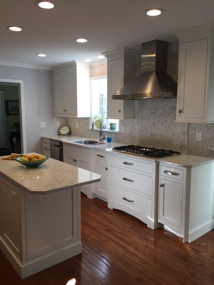 White Kitchen with Full-height backsplash