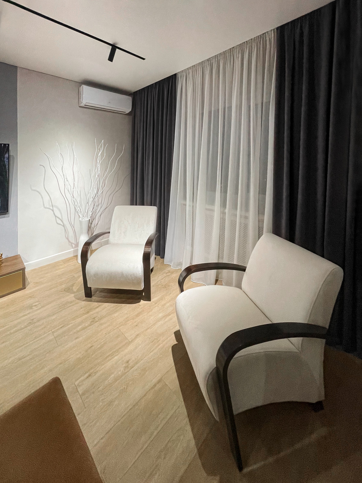 Шкатулка с изумрудами